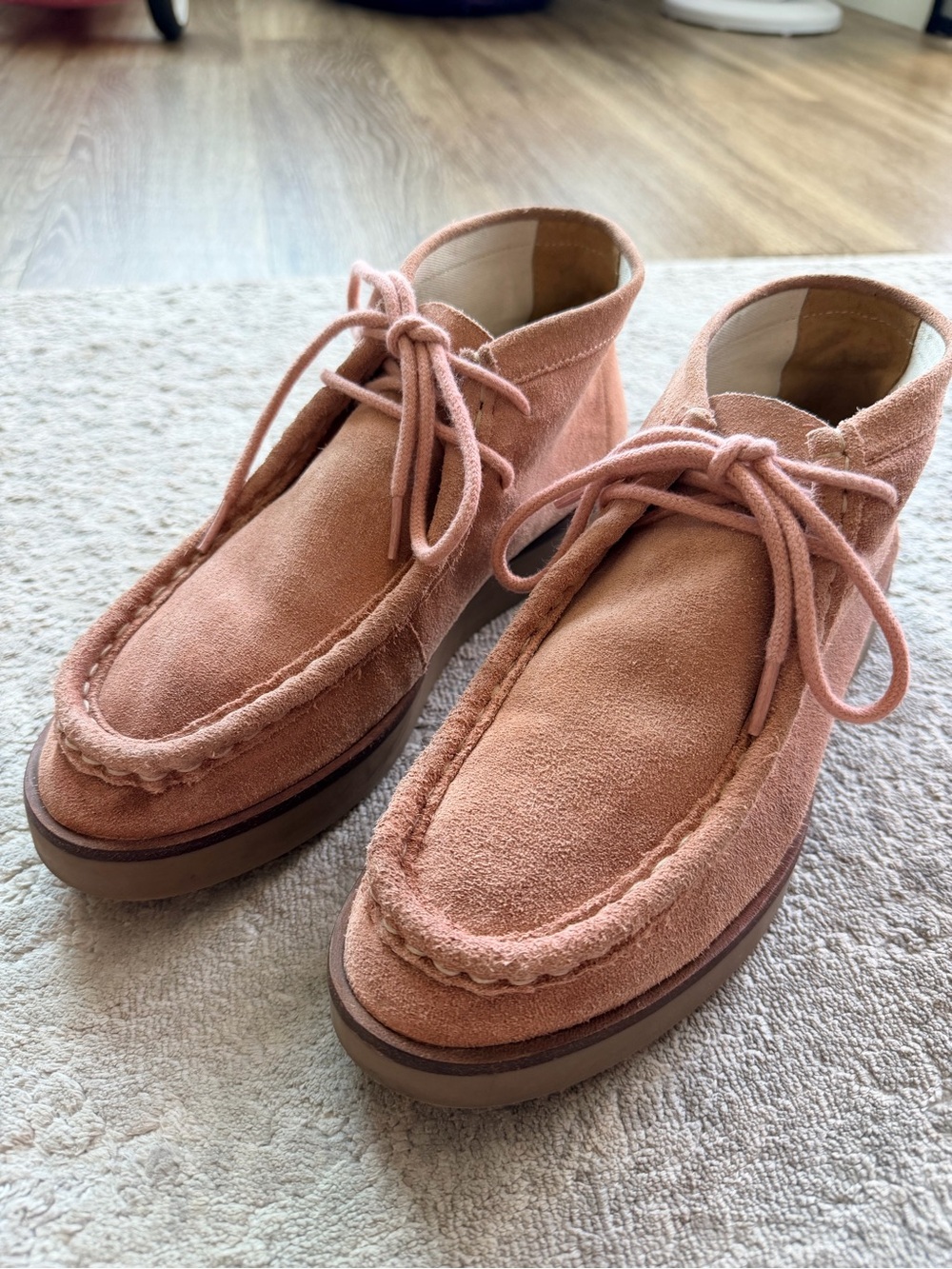 THE GREAT Dusty Pink Suede Wallabee Boots Size 8
